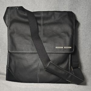 Malcolm Fontier The Entertainer Black Messenger Bag